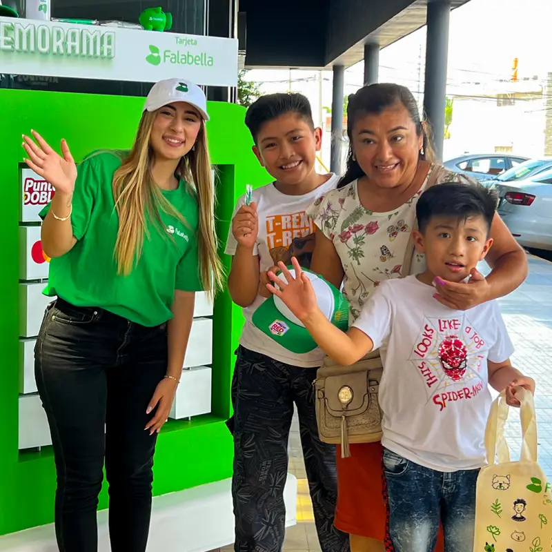 Falabella — Activación en Punto de Venta · foto 2