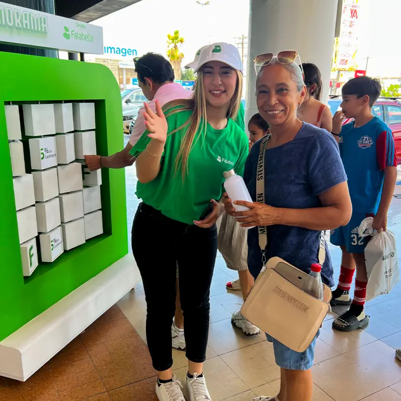 Falabella — Activación en Punto de Venta · foto 3
